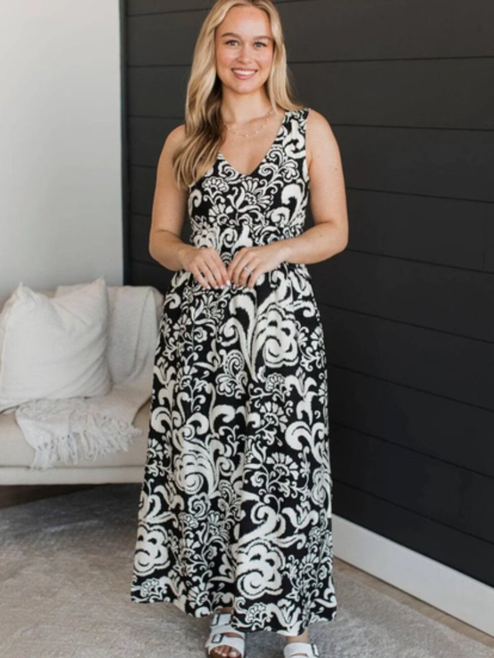 Dancing Into The Night Floral Dress | Black | XL